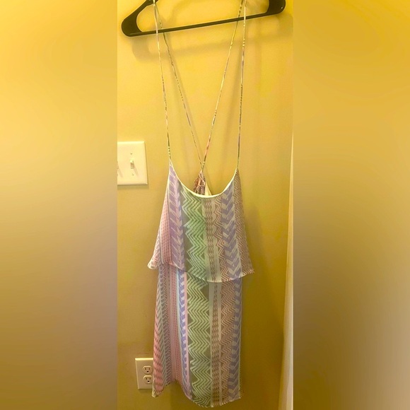 πMulti-Colored Sleeveless Aztec Mini Dress w/ Tie Back (size M)π - Picture 5 of 13